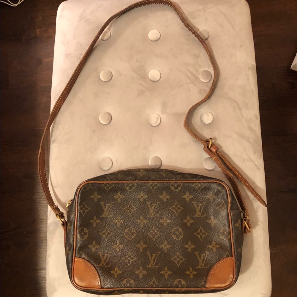 Authentic Louis Vuitton bag